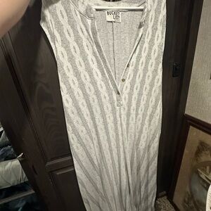 BUCKETLIST Light Gray Maxi Dress